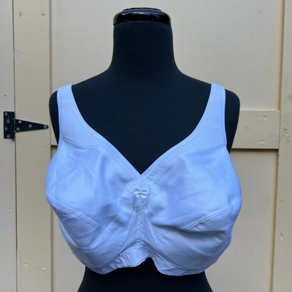 NWOT Glamorise Active Support Non Wired Bra in White, 42D - Picture 2 of 10